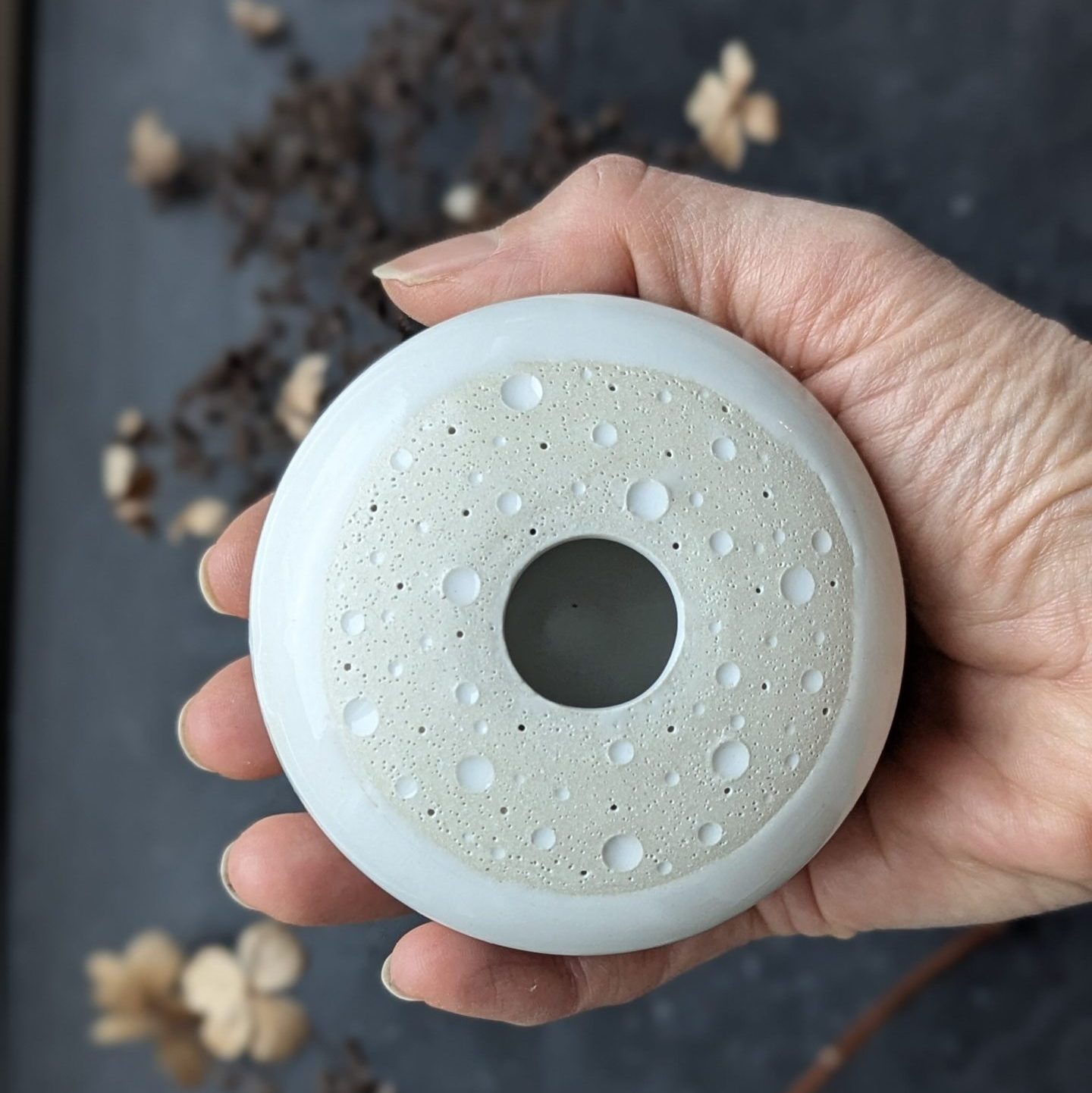 Bud vase - glossy white - Image 4