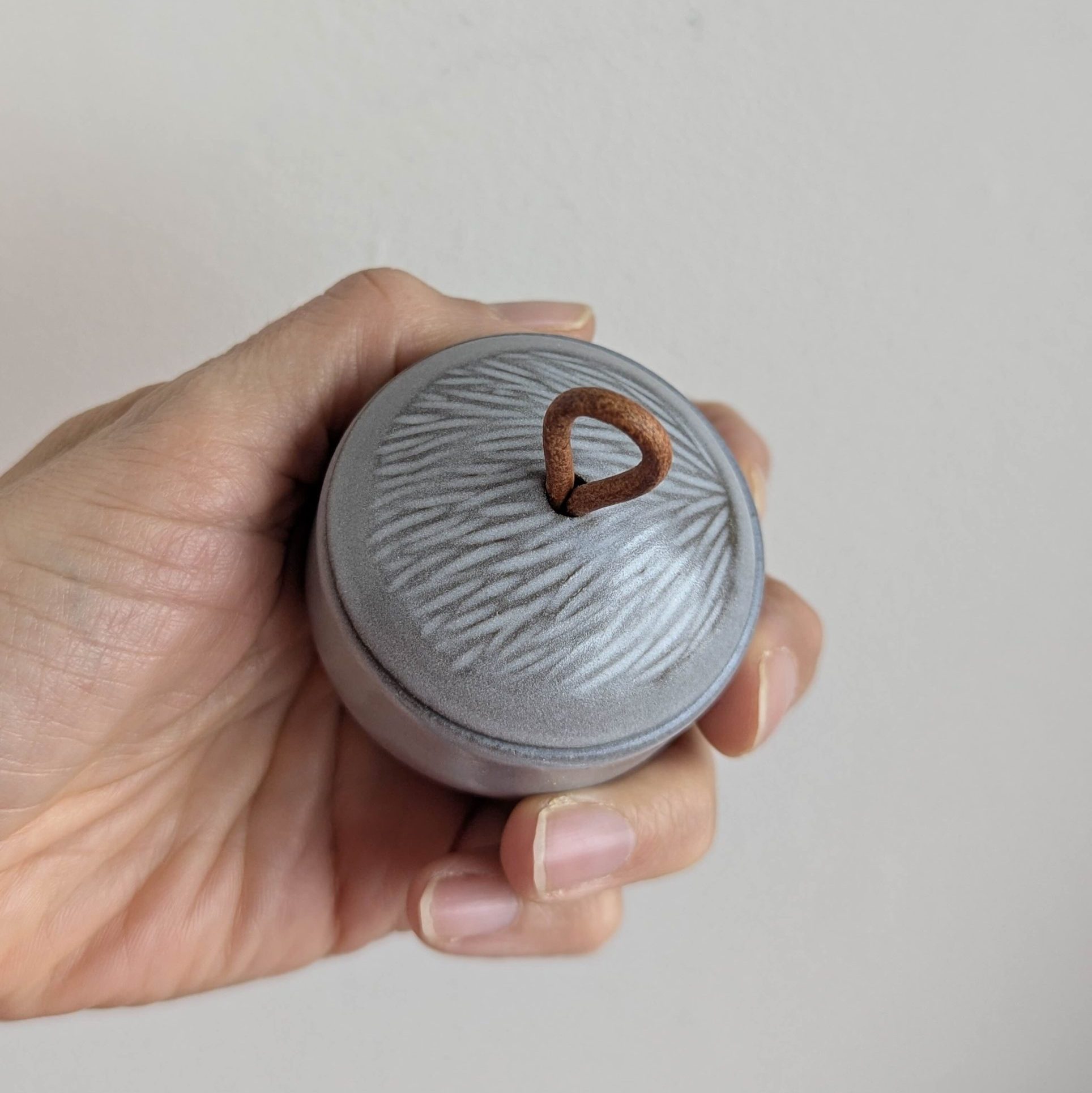 Carved box (XS) - Image 7